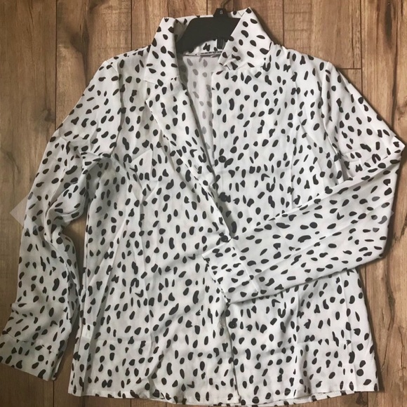 White and black leopard print satin blouse - Picture 2 of 2